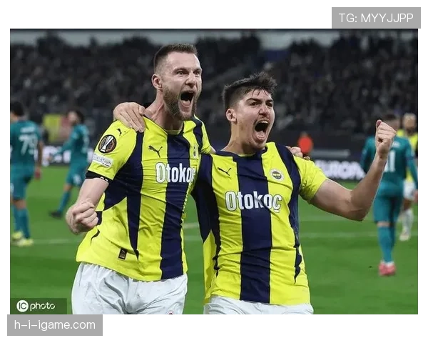 安德莱赫特主帅重塑战术体系,率队剑指新赛季辉煌 安德莱赫特主帅重塑战术体系,率队剑指新赛季辉煌