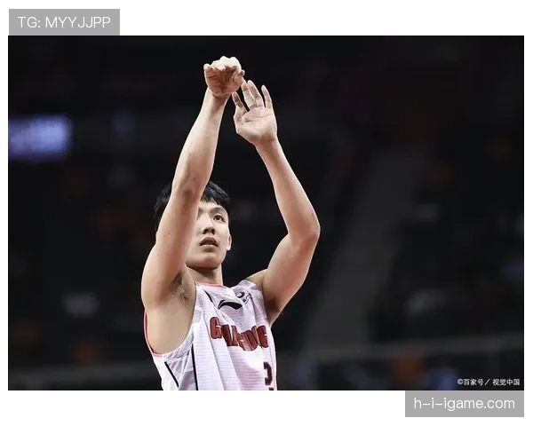 阿切尔比巅峰表现提振全队士气,关键发挥左右比赛走势 阿切尔比巅峰表现提振全队士气,关键发挥左右比赛走势