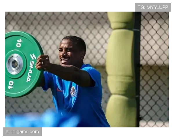 足球新星实力榜:新生代球员表现稳健,竞争力持续提升 足球新星实力榜:新生代球员表现稳健,竞争力持续提升