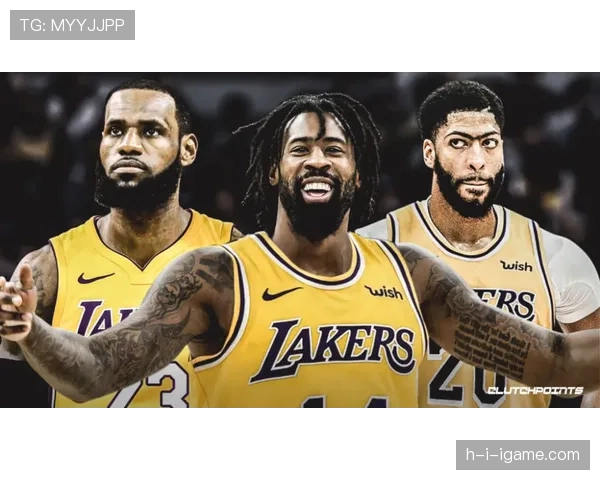 乔丹·汤普森今天又把普通网球都秒成了街头打架现场